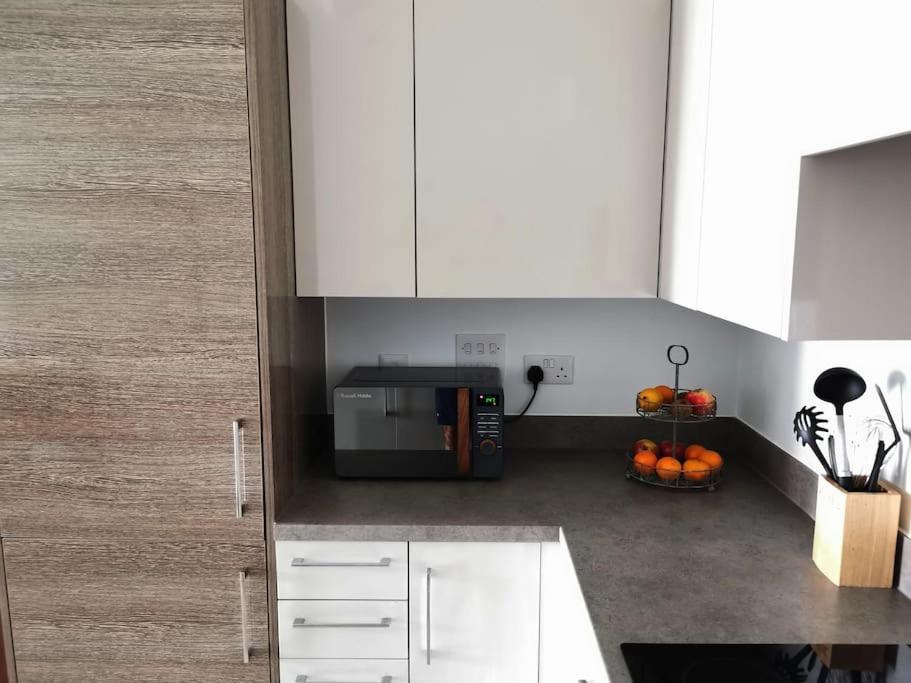 Luxury 1 Bedroom Flat With Balcony - St Anne's * Brighton