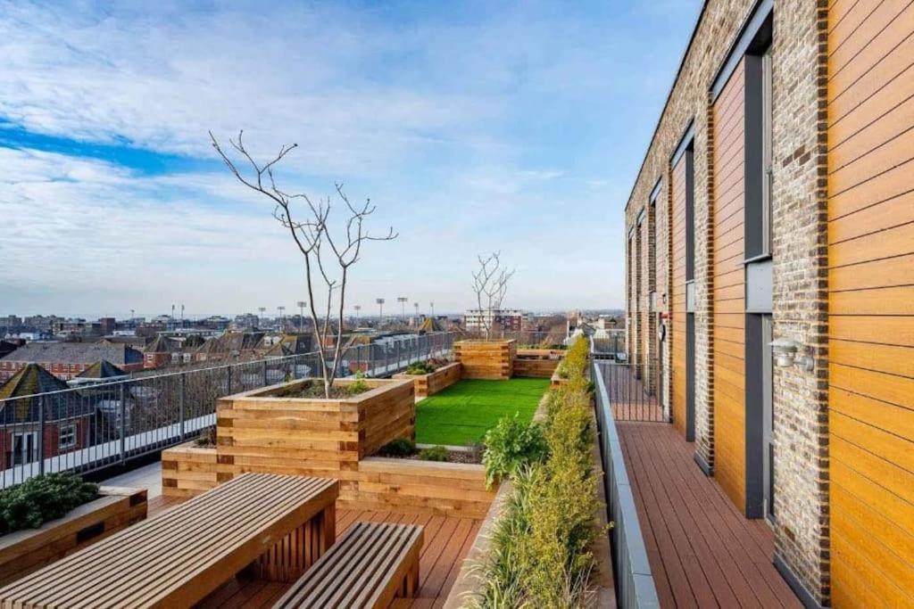 Apartment Luxury 1 Bedroom Flat With Balcony - St Anne's *